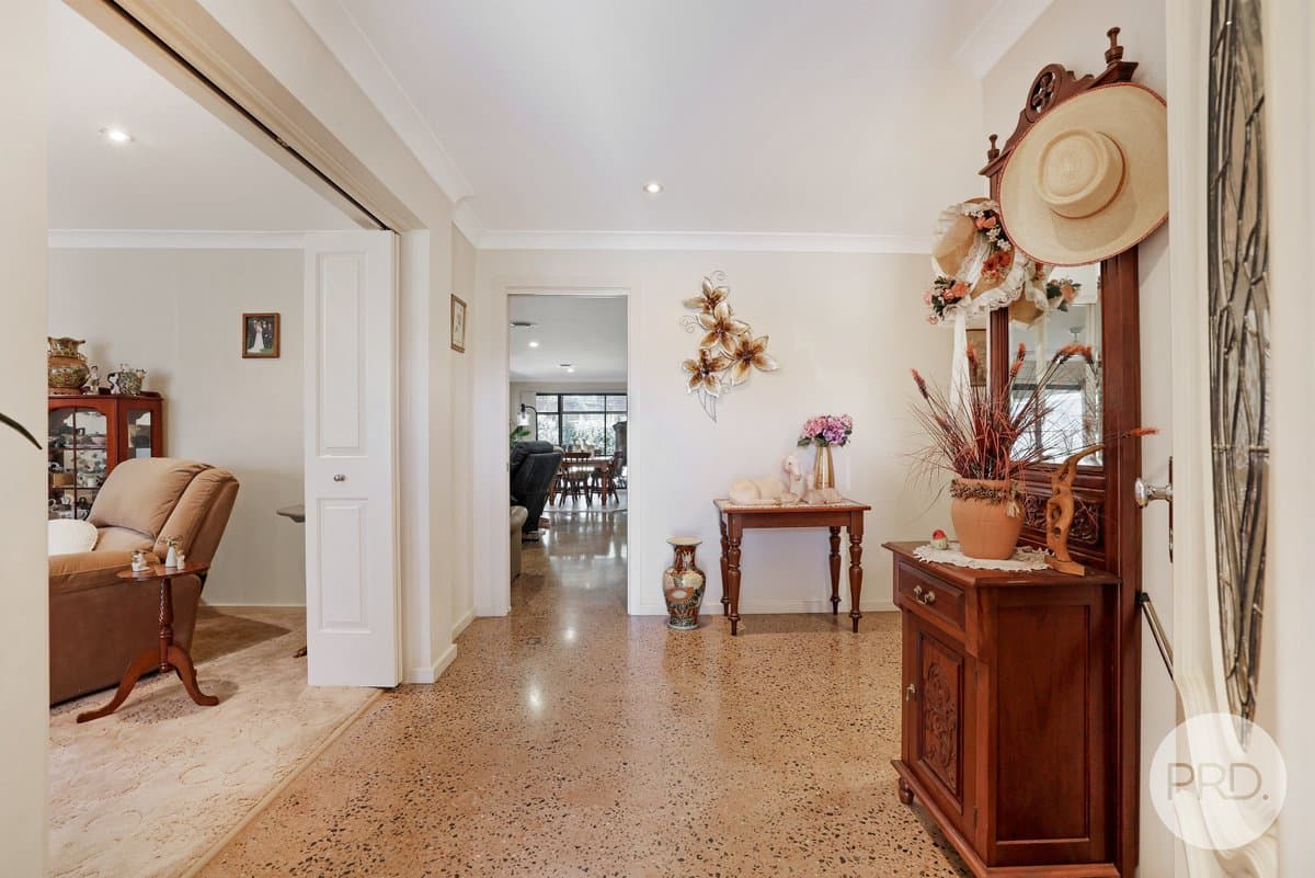 6 The Grove, TAMWORTH NSW 2340, Tamworth - Thumbnail 3