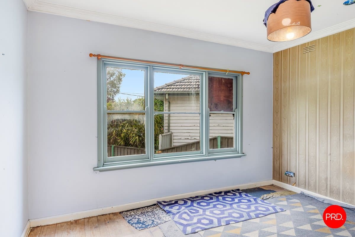 40 Montgomery Crescent, WHITE HILLS VIC 3550, White Hills - Thumbnail 3