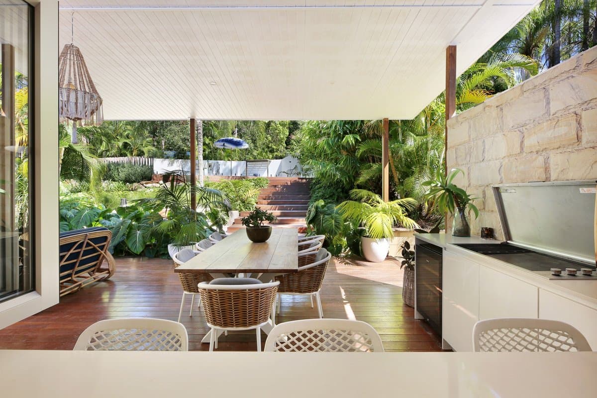 4 Evergreen Drive, Elanora QLD 4221, Elanora - Thumbnail 2