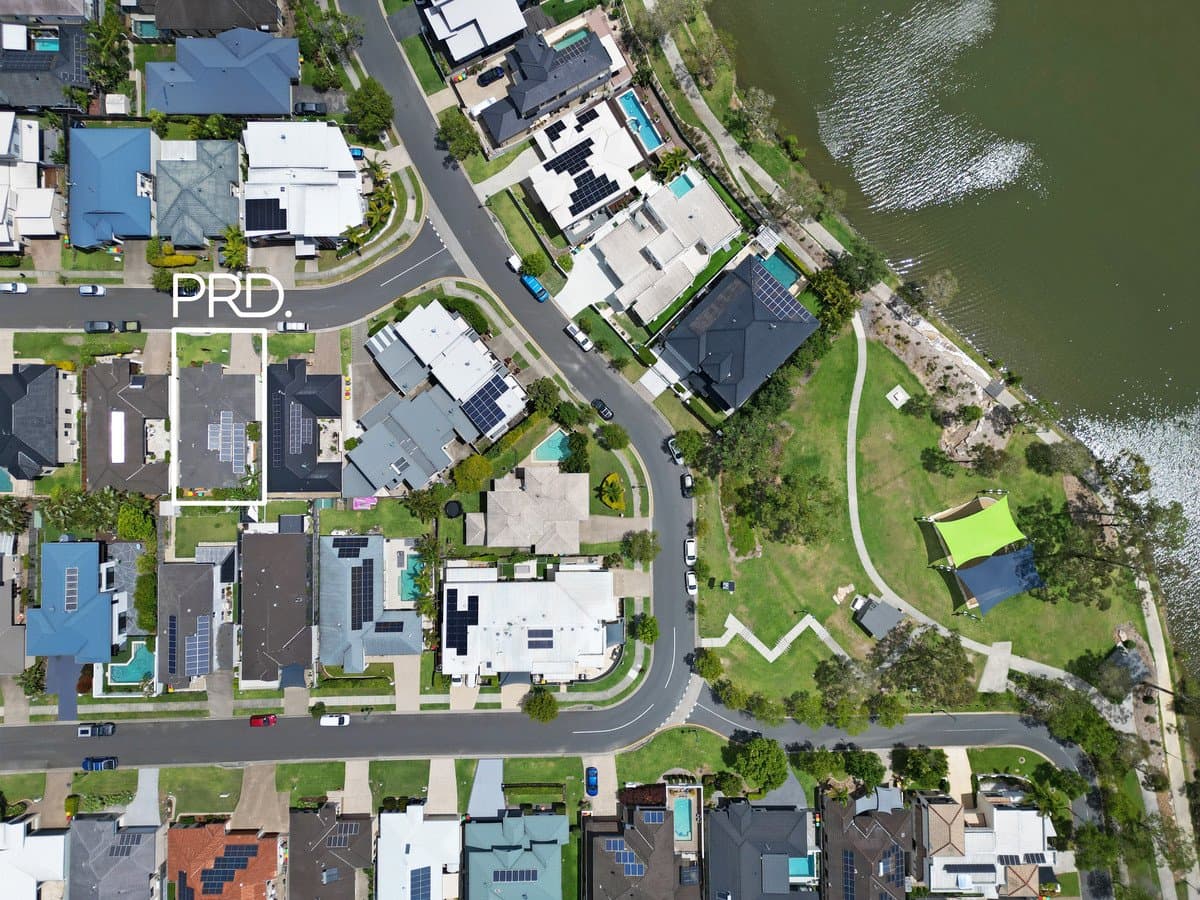 6 Palma Crescent, VARSITY LAKES QLD 4227, Varsity Lakes - Thumbnail 2