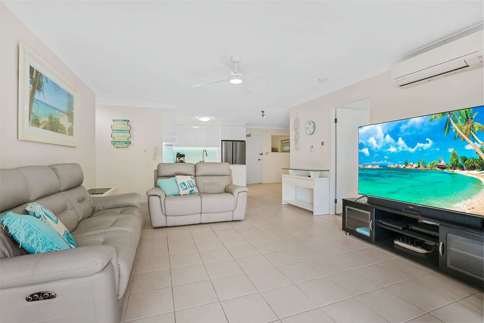 7/66 Mclean Street, COOLANGATTA QLD 4225, Coolangatta - Thumbnail 2