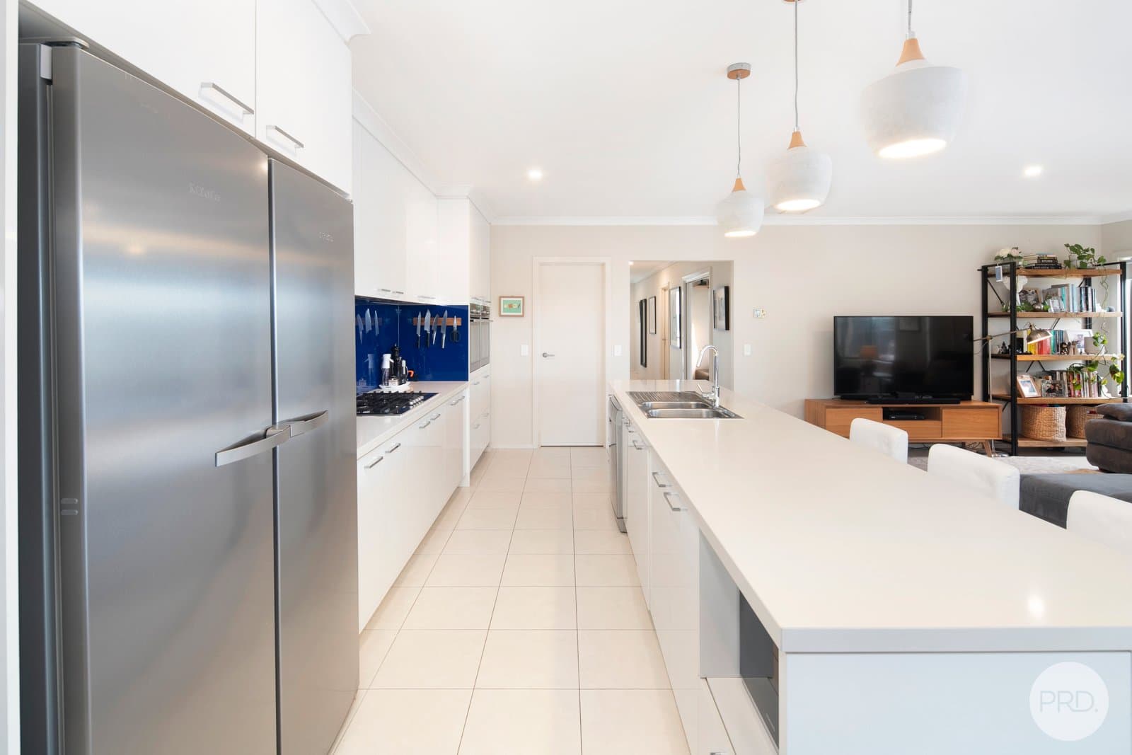 6 Cinnamon Drive, LAKE GARDENS VIC 3355, Lake Gardens - Thumbnail 8