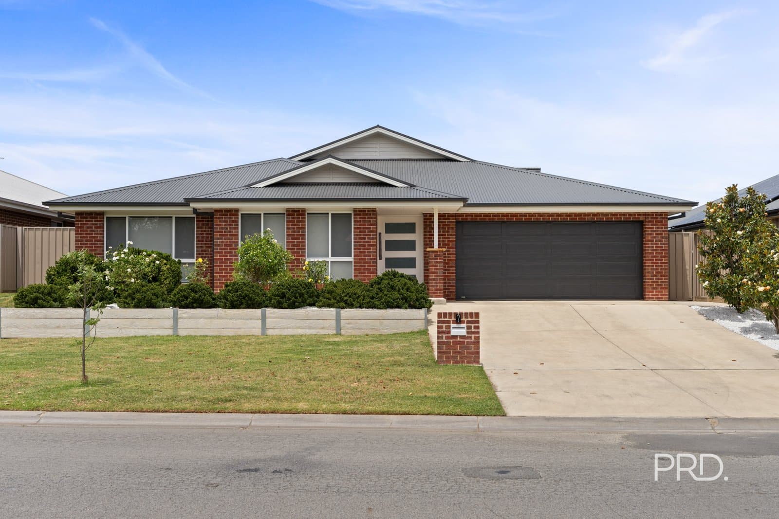7 Sturrock Drive, BOOROOMA NSW 2650, Boorooma - Image 1