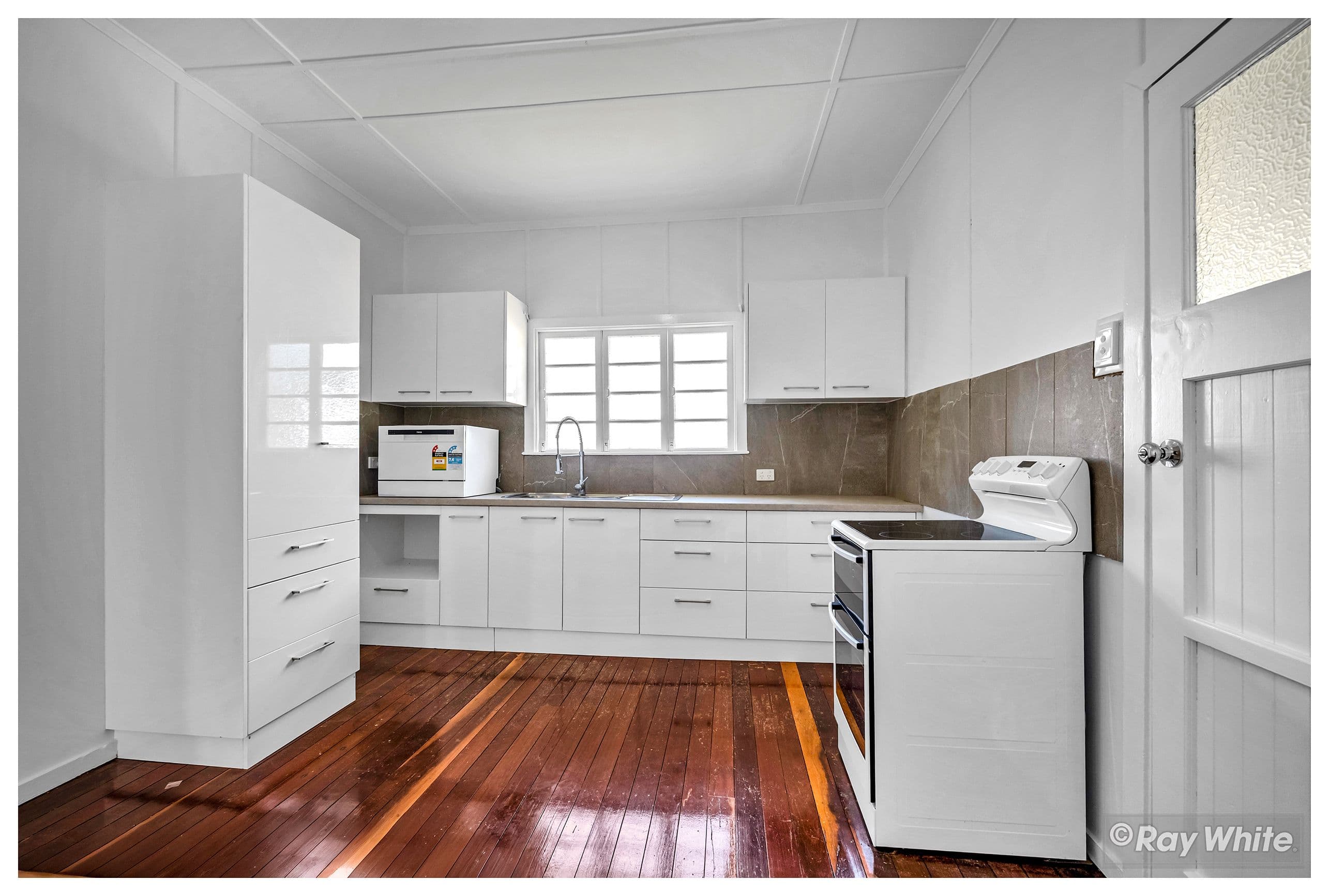 294 Eldon Street , Berserker QLD 4701, Berserker - Thumbnail 4