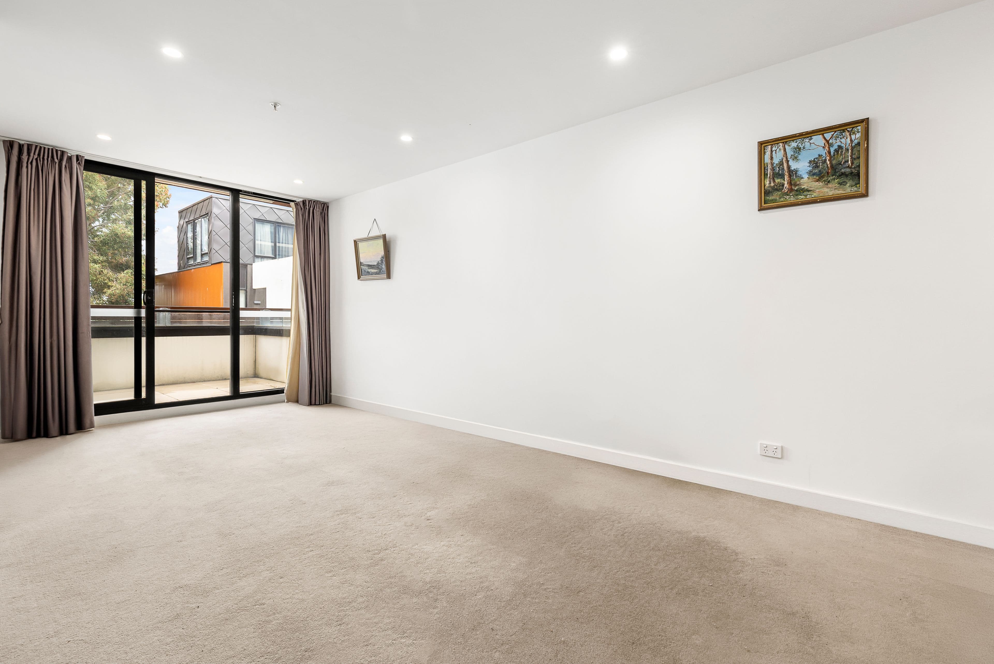 11 Renver Road , Clayton VIC 3168, Clayton - Thumbnail 2