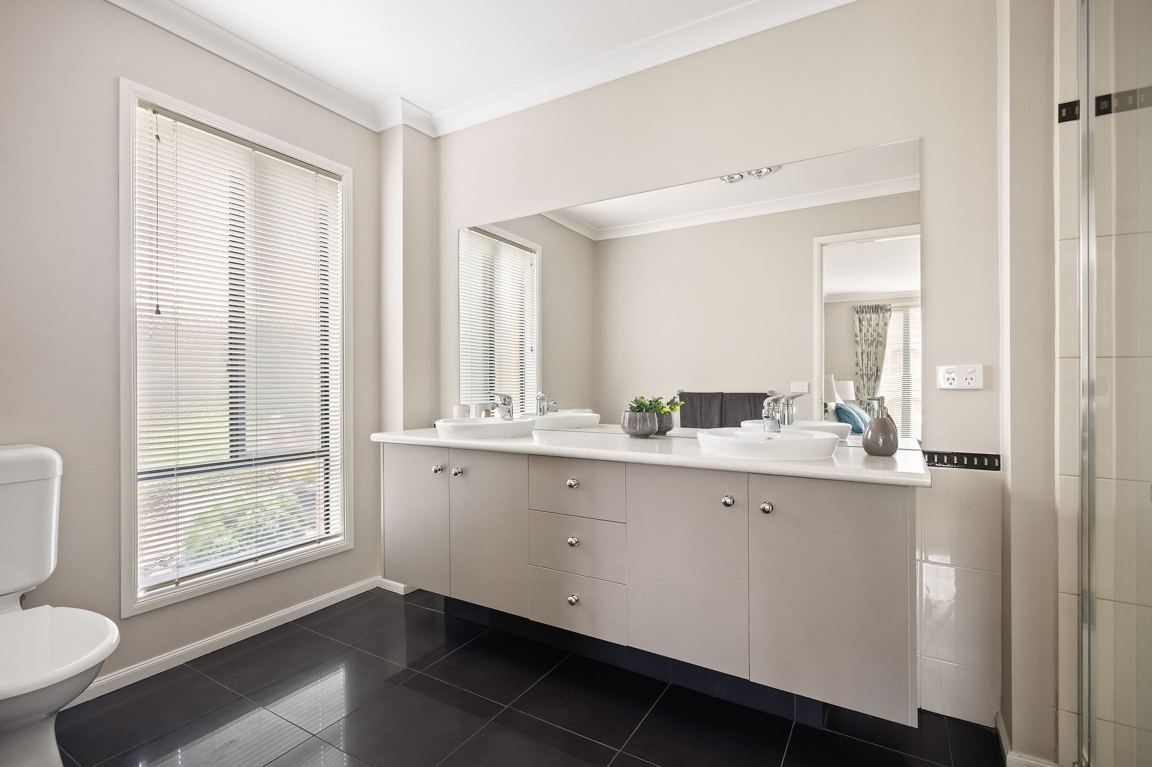 14 Chestnut Way , Sunbury VIC 3429, Sunbury - Thumbnail 8