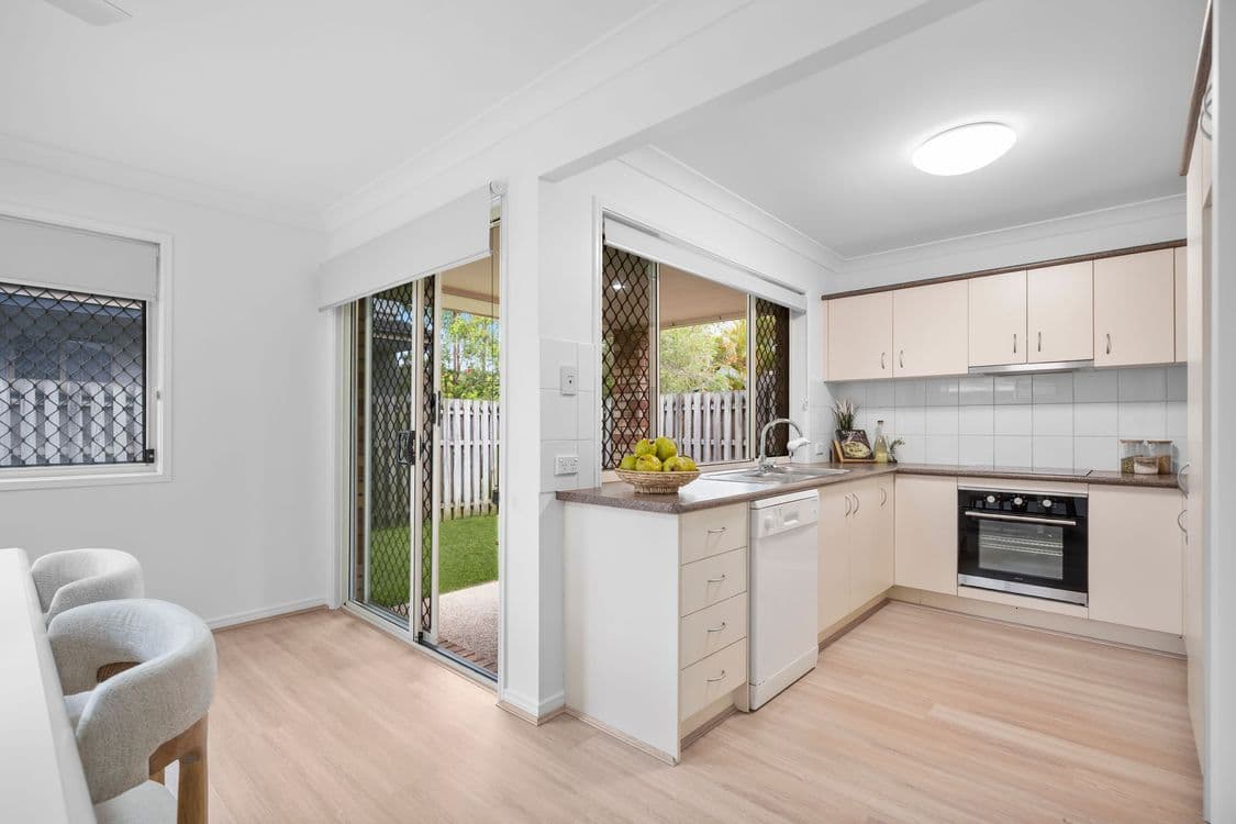 26/100 Oakmont Avenue, OXLEY, QLD 4075, Oxley - Thumbnail 8