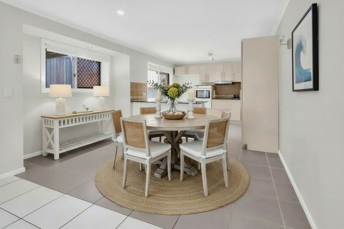6 Dromana Crescent, HELENSVALE, QLD 4212, Helensvale - Thumbnail 4