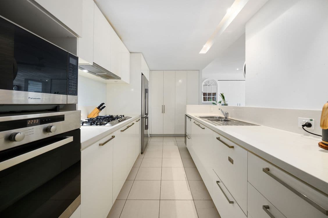 2302/323 Bayview Street, Hollywell, QLD 4216, Hollywell - Thumbnail 8