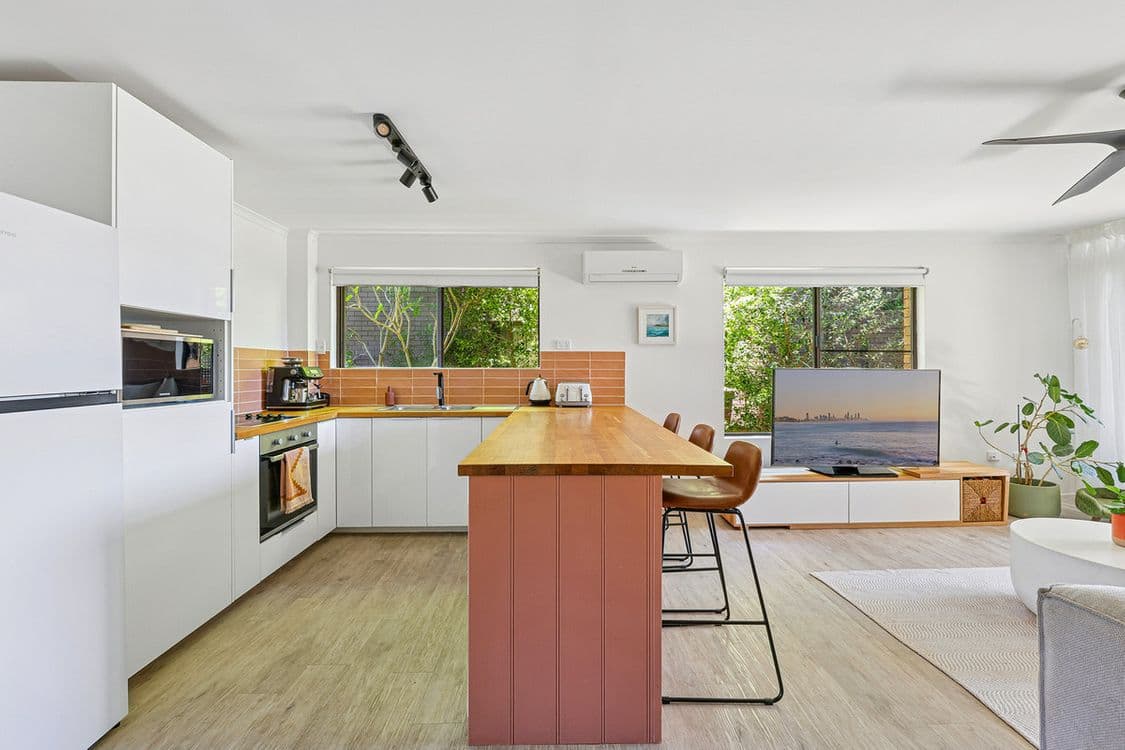 3/50 Oceanic Drive, Mermaid Waters, QLD 4218, Mermaid Waters - Thumbnail 4