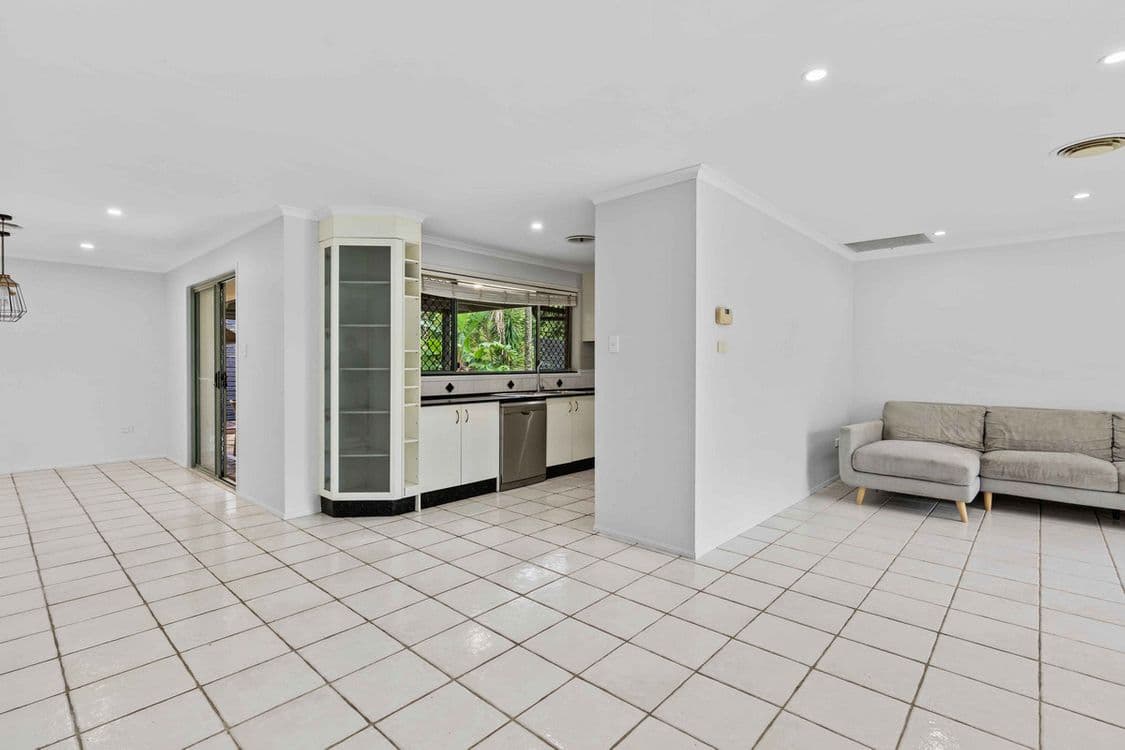 24 Rushworth Street, Worongary, QLD 4213, Worongary - Thumbnail 7