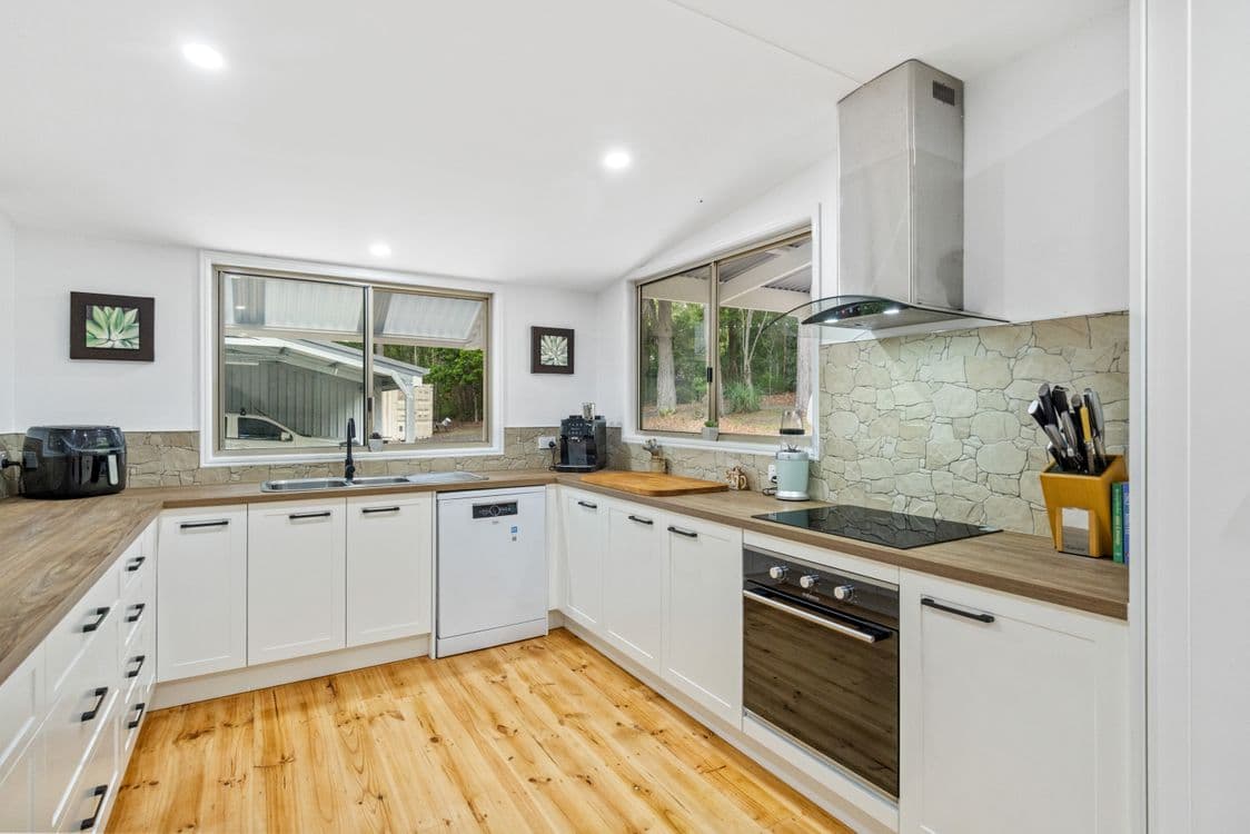 10 Bushman Court, POMONA, QLD 4568, Pomona - Thumbnail 5