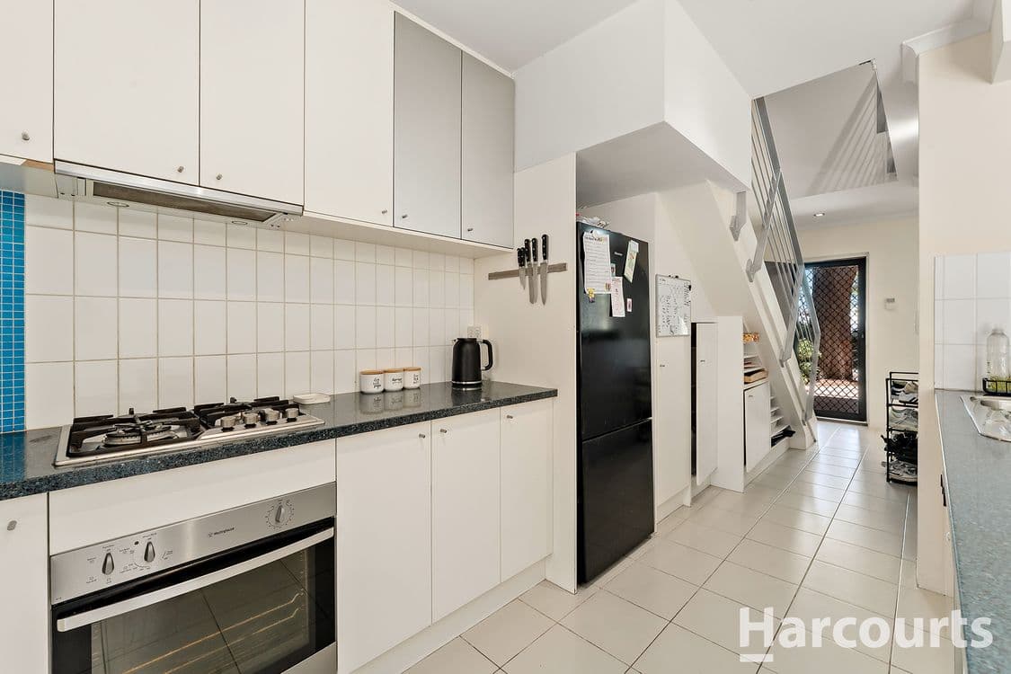 47/1 Mariners Cove Drive, DUDLEY PARK, WA 6210, Dudley Park - Thumbnail 4