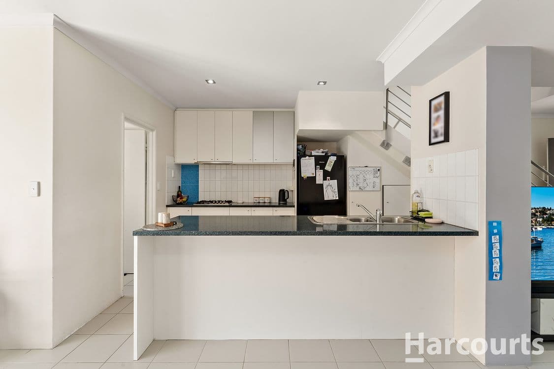 47/1 Mariners Cove Drive, DUDLEY PARK, WA 6210, Dudley Park - Thumbnail 5