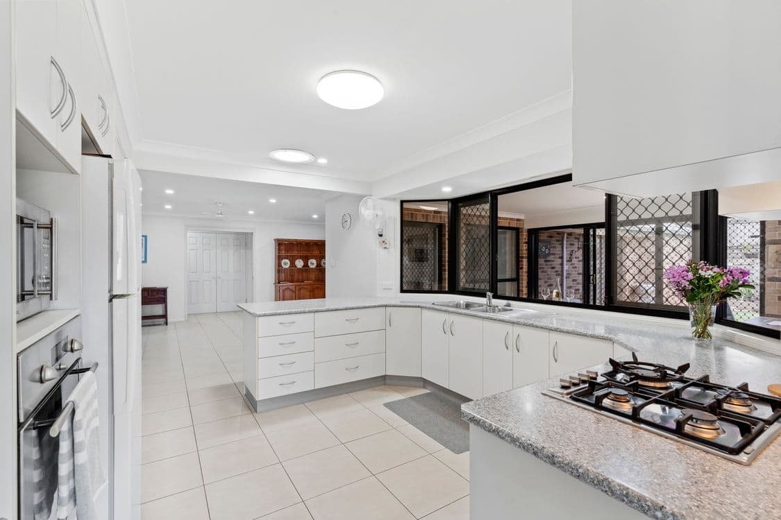 5 Dory Close, REDLAND BAY, QLD 4165, Redland Bay - Thumbnail 6