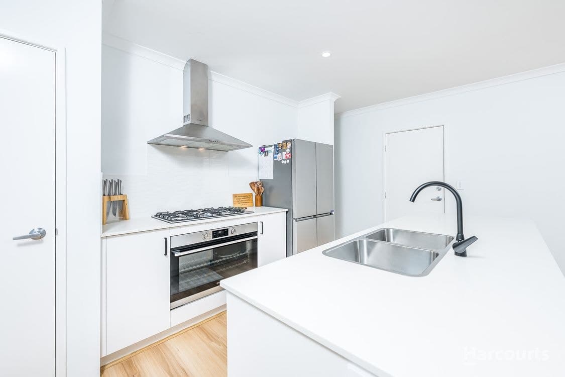 66 Broadside Avenue, EGLINTON, WA 6034, Eglinton - Thumbnail 3