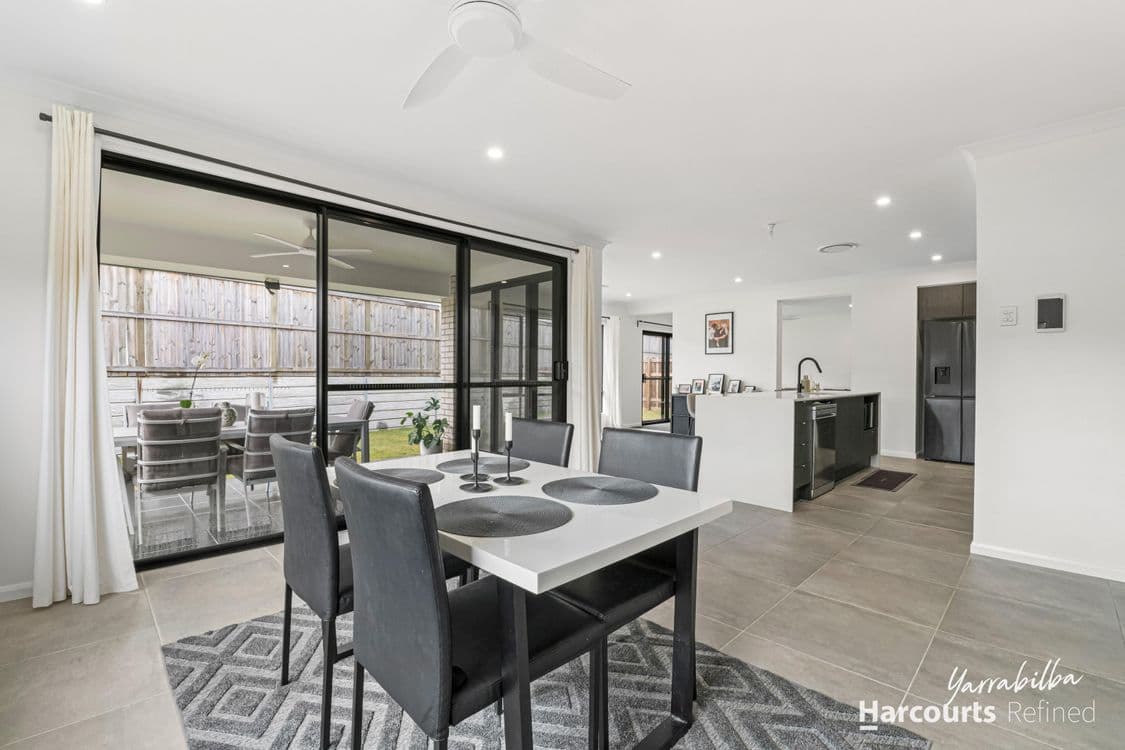 16 Illawarra Crescent, YARRABILBA, QLD 4207, Yarrabilba - Thumbnail 3