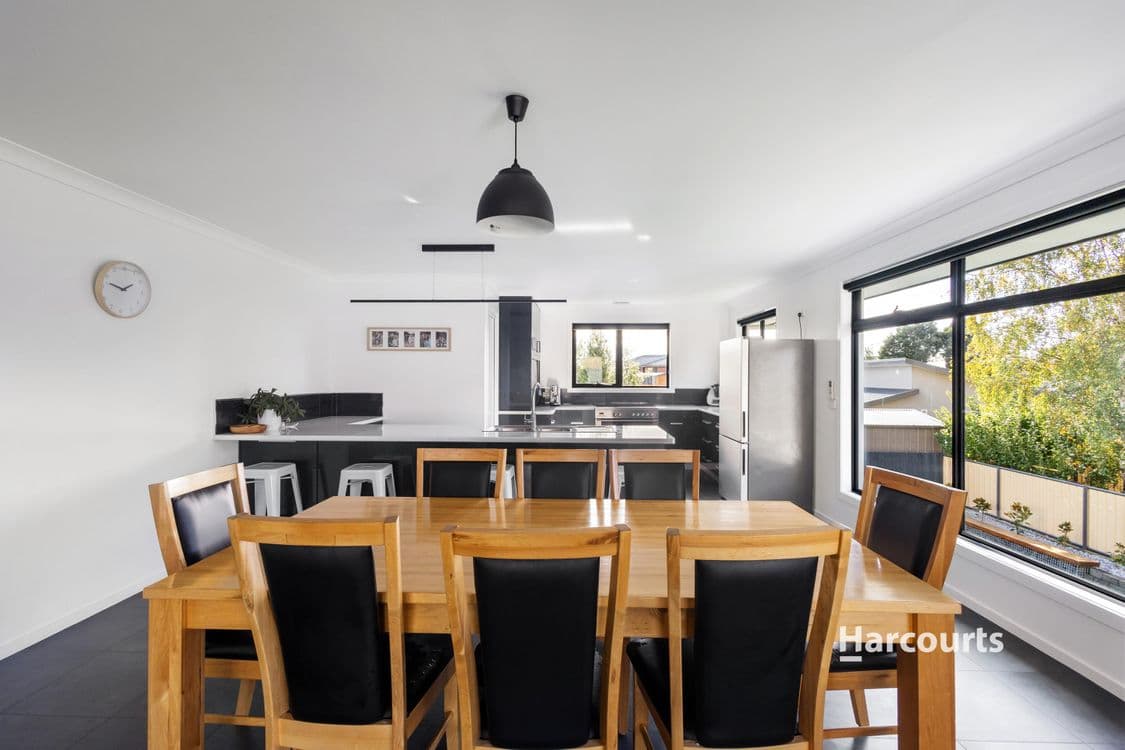 24 Coral Avenue, ULVERSTONE, TAS 7315, Ulverstone - Thumbnail 6