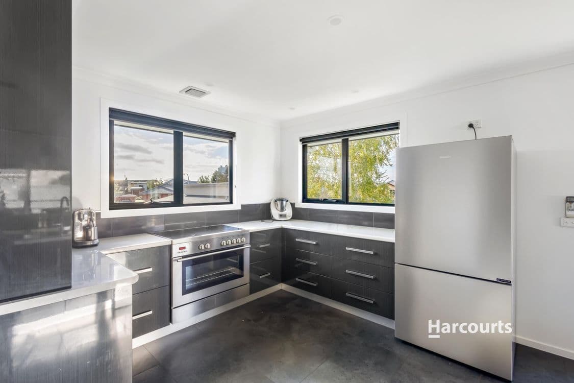 24 Coral Avenue, ULVERSTONE, TAS 7315, Ulverstone - Thumbnail 8