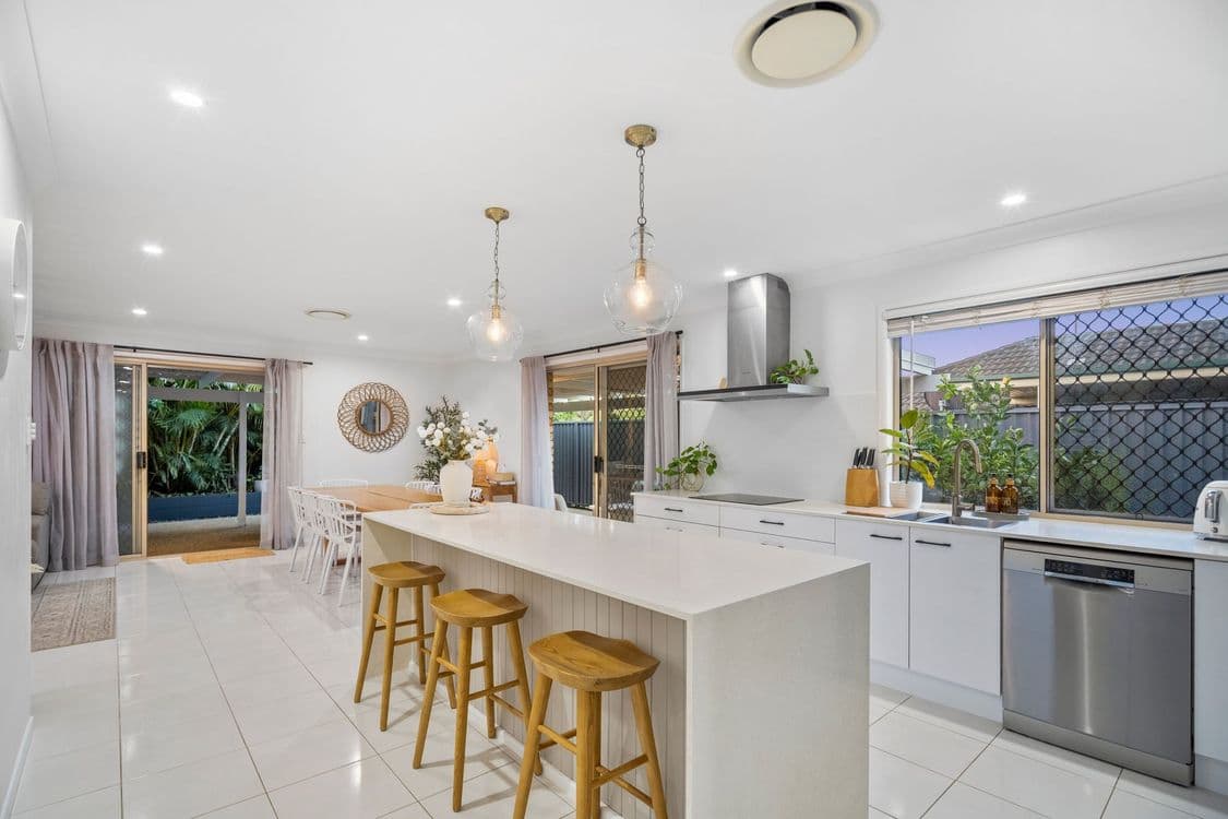37 Acorn Circuit, FOREST LAKE, QLD 4078, Forest Lake - Thumbnail 3