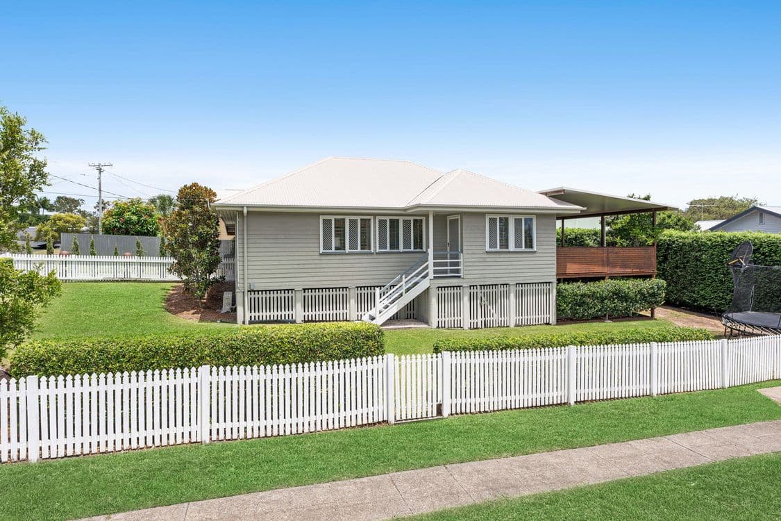 50 Vickers Street, CARINA HEIGHTS, QLD 4152, Carina Heights - Thumbnail 2