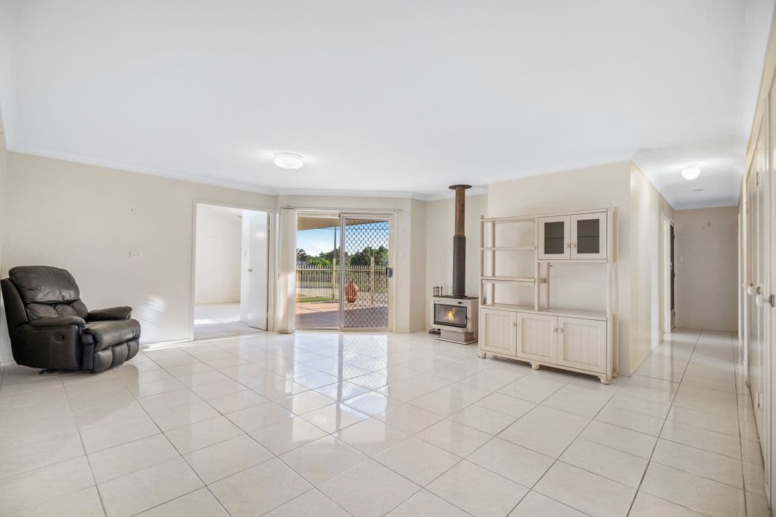 16-20 Saxby Court, PARK RIDGE SOUTH, QLD 4125, Park Ridge South - Thumbnail 4