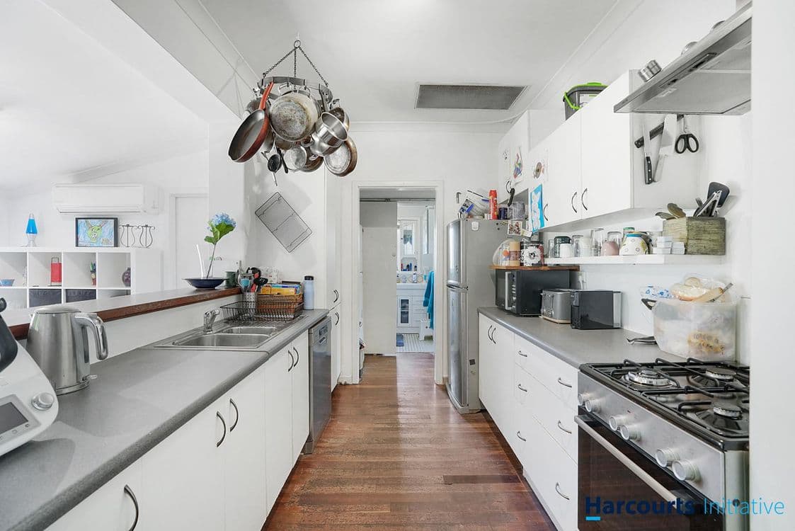 15 Surrey Street, DIANELLA, WA 6059, Dianella - Thumbnail 7