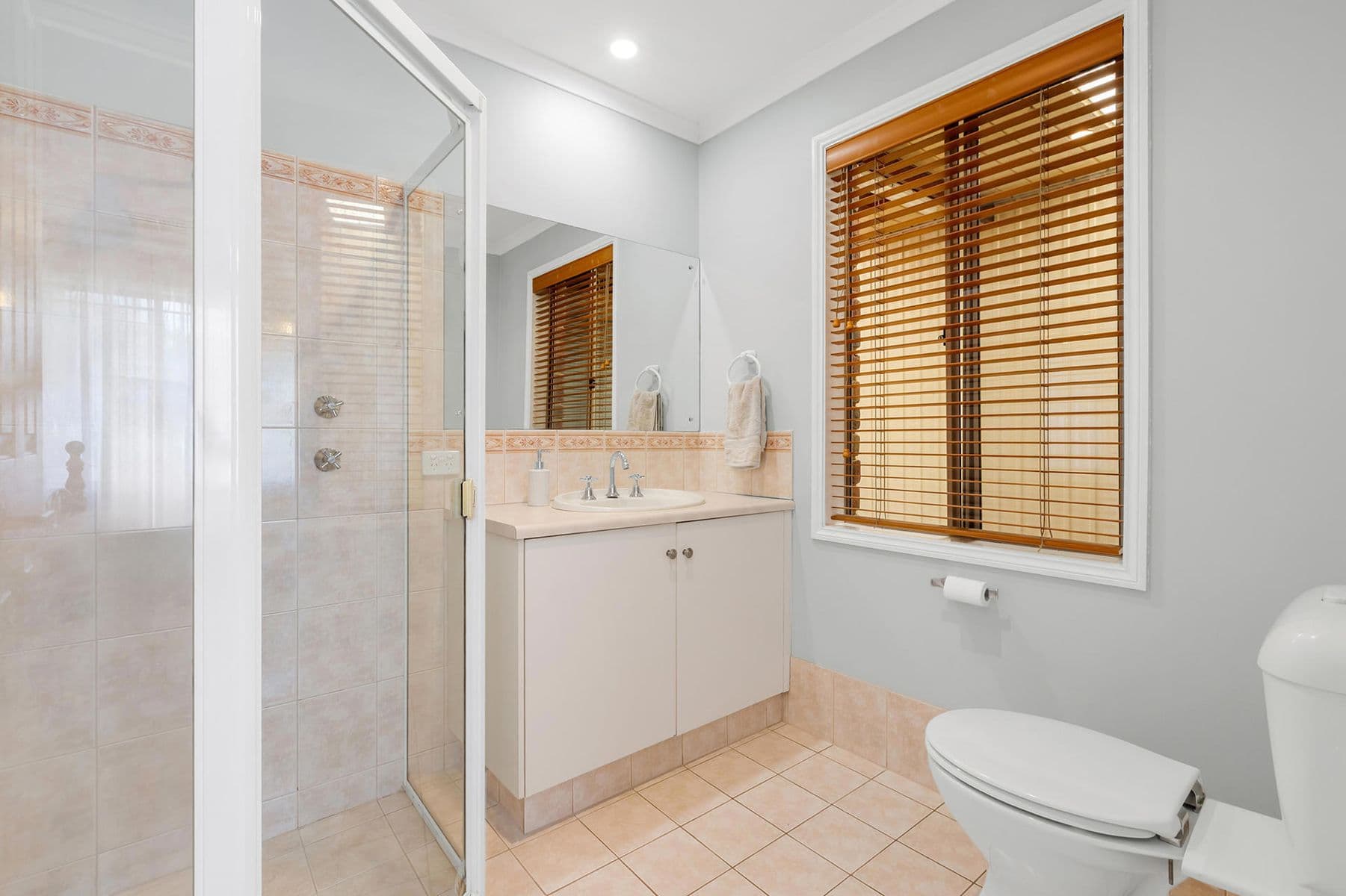 403 Forbidden, Salisbury North - Thumbnail 5