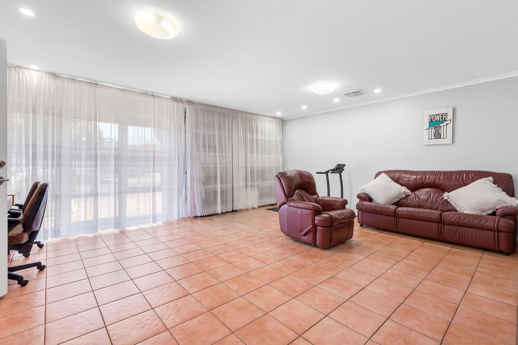 403 Forbidden, Salisbury North - Thumbnail 6