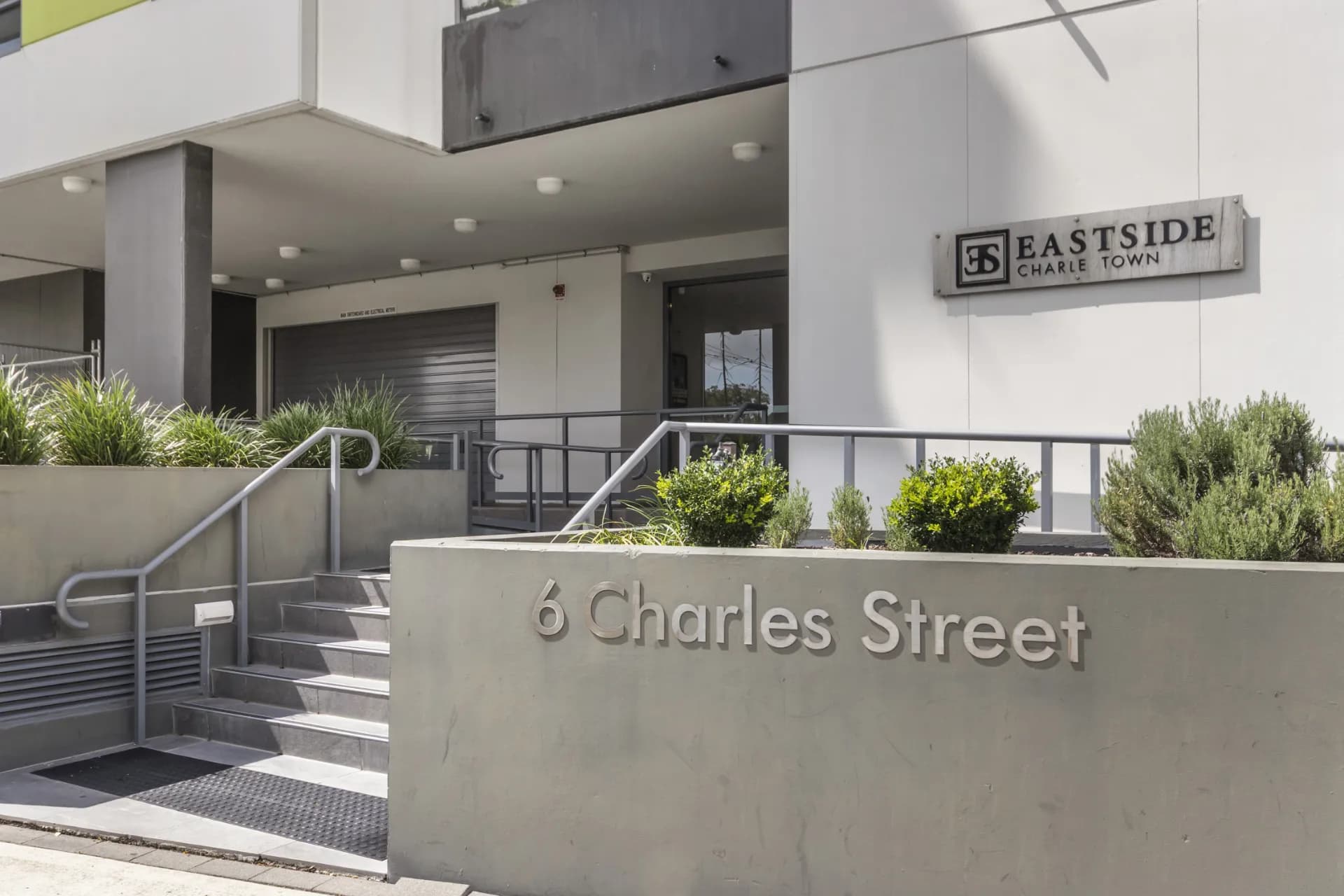 110/6 Charles  Street, Charlestown, NSW, Charlestown - Thumbnail 2
