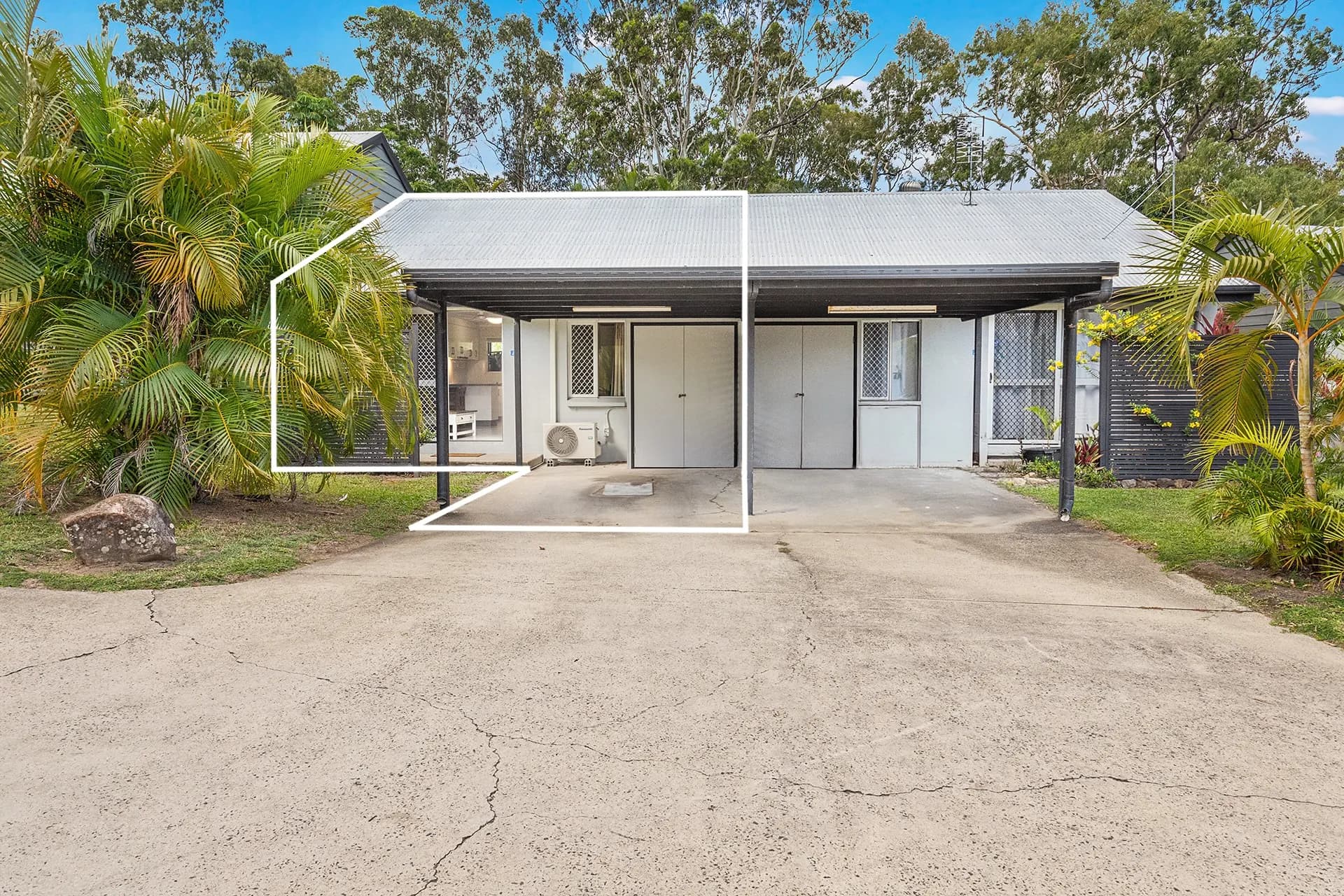 27/28 Island Drive, Cannonvale., Cannonvale - Image 1