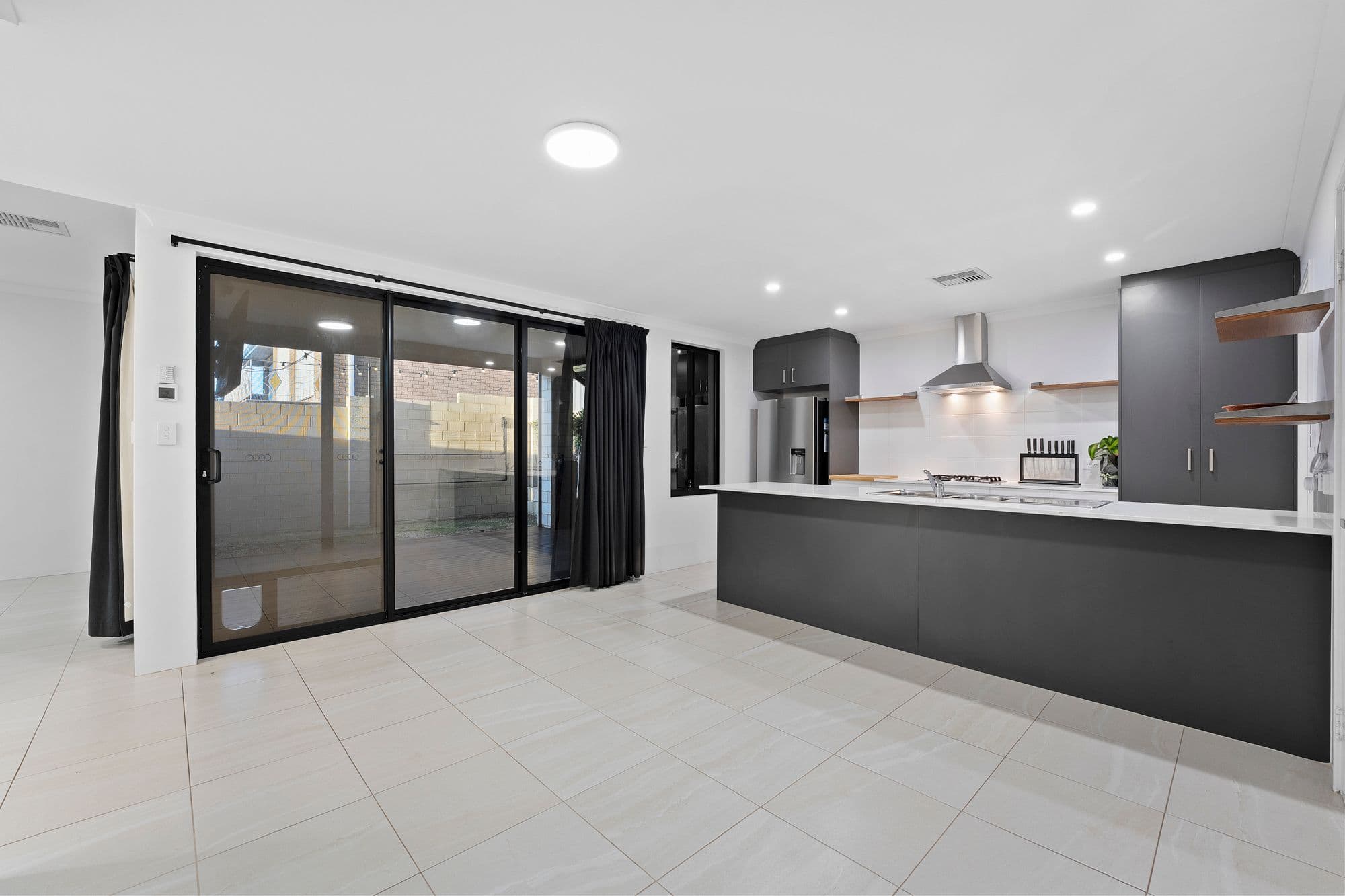 104A Safety Bay Road , Shoalwater WA 6169, Shoalwater - Thumbnail 5