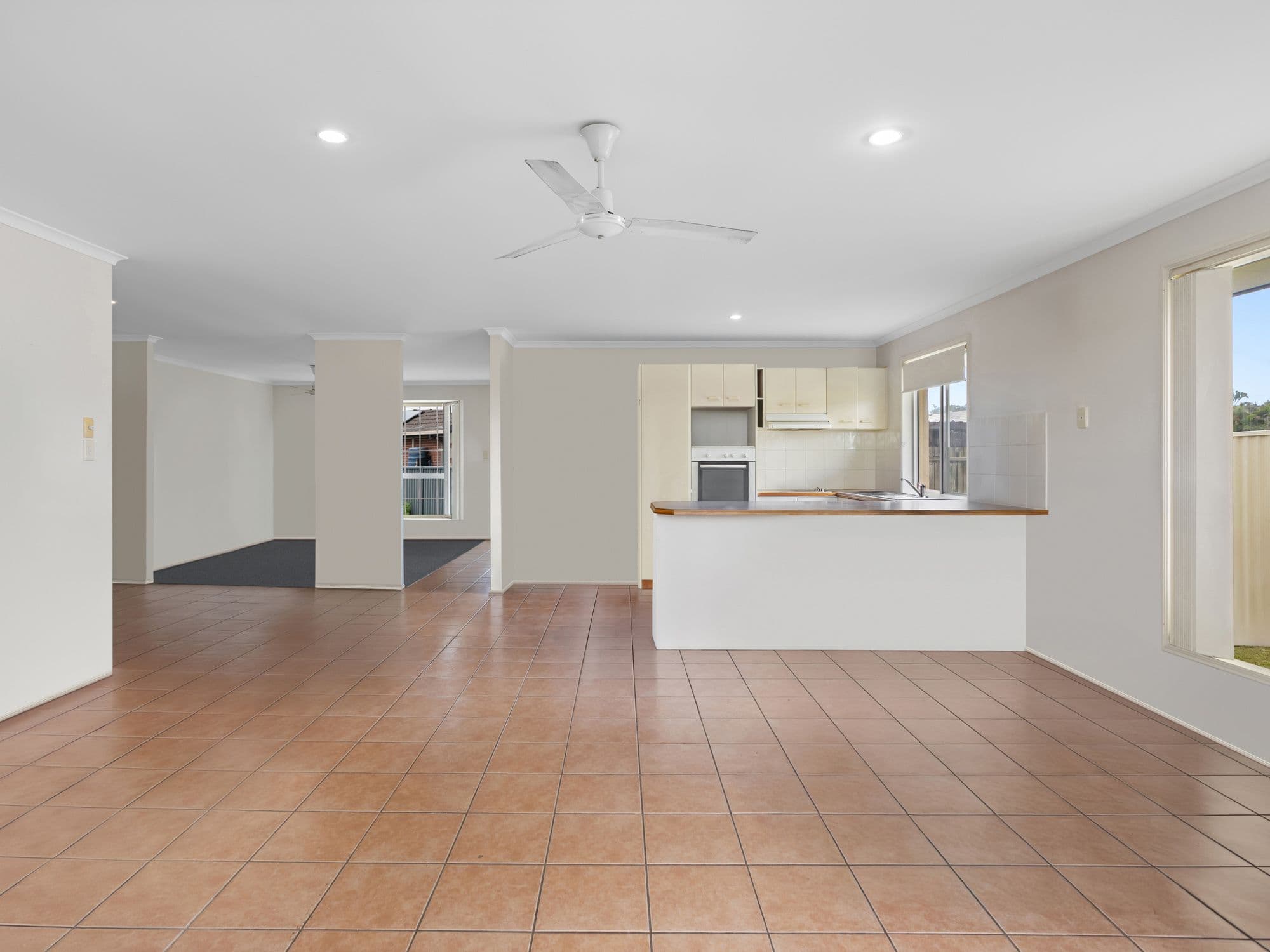 23 Blueash Crescent , Oxenford QLD 4210, Oxenford - Thumbnail 3