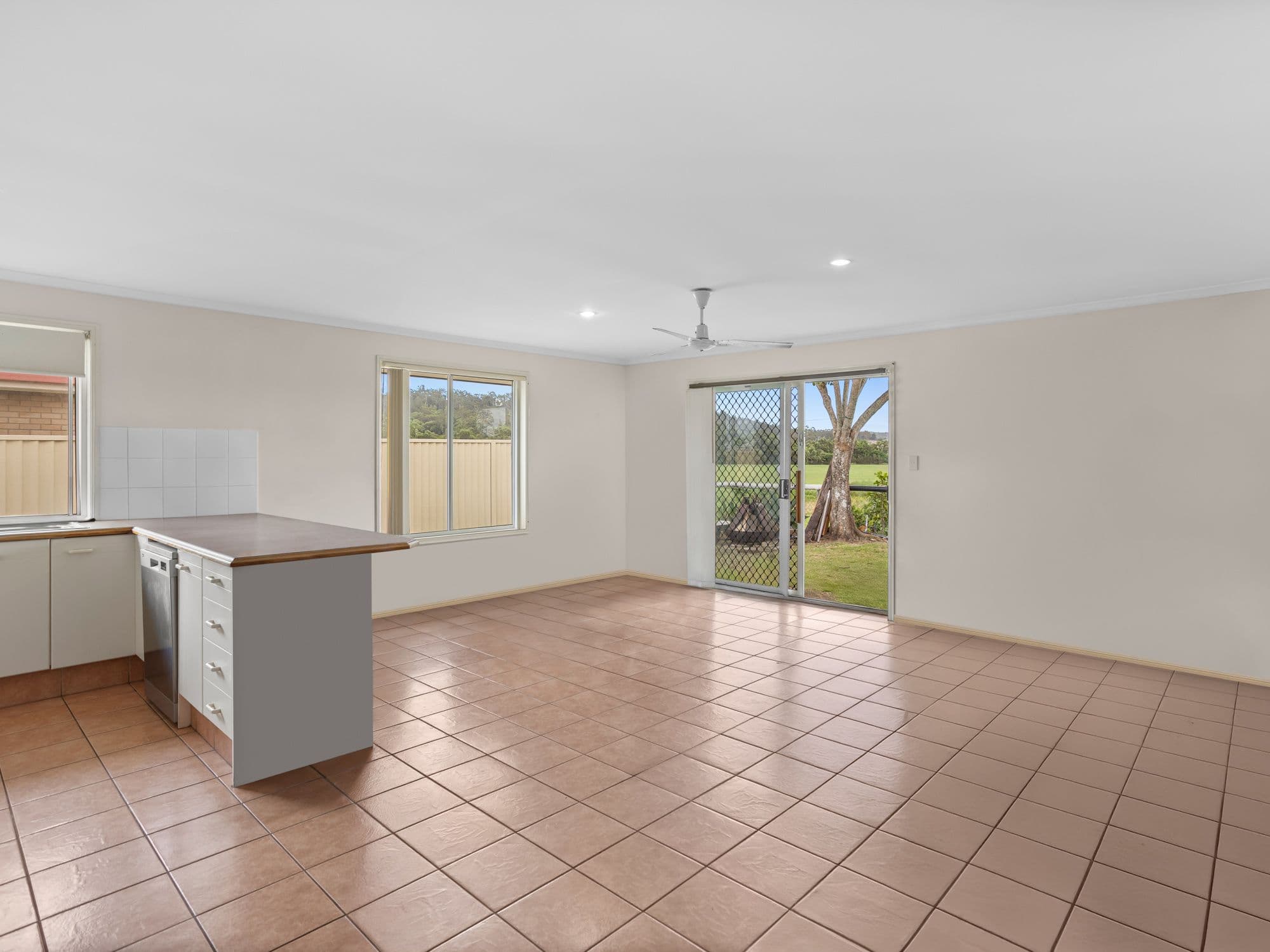 23 Blueash Crescent , Oxenford QLD 4210, Oxenford - Thumbnail 4