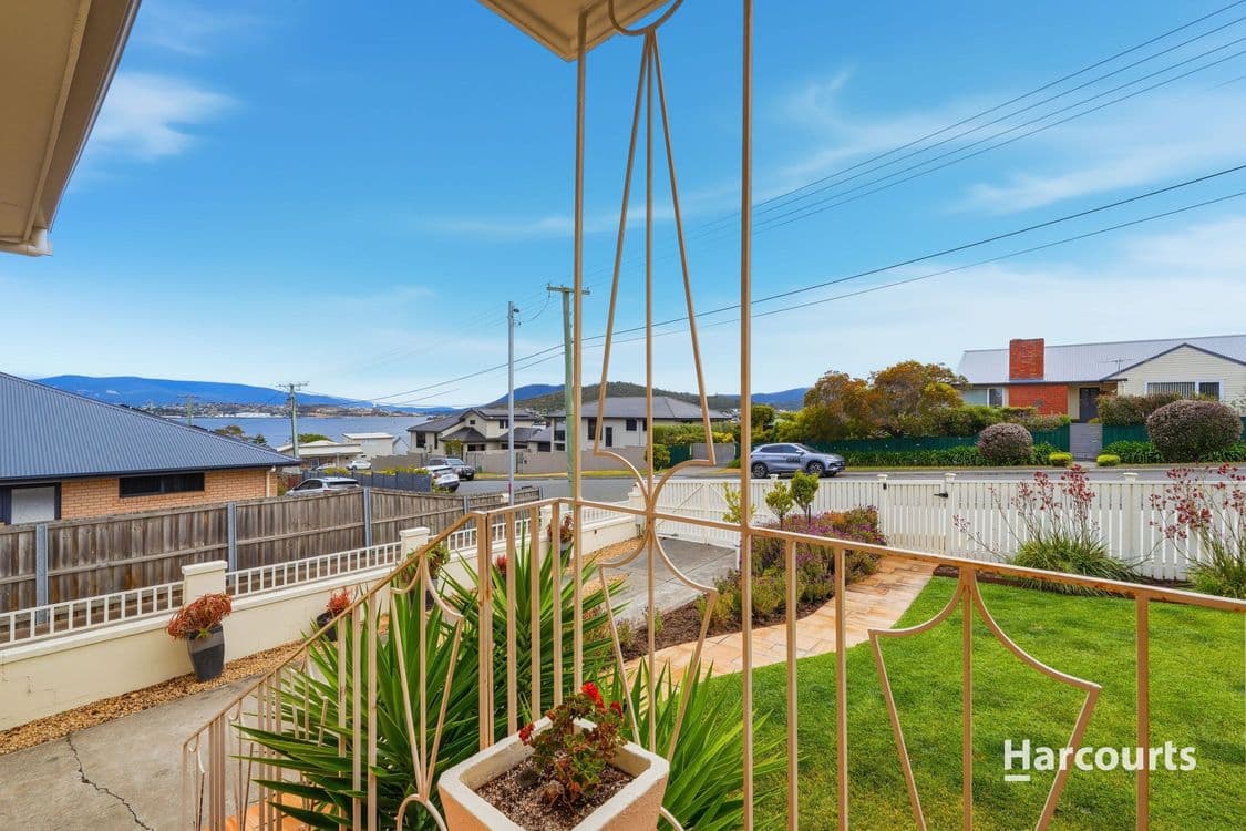 13 Yolla Street, ROSE BAY, TAS 7015, Rose Bay - Thumbnail 2