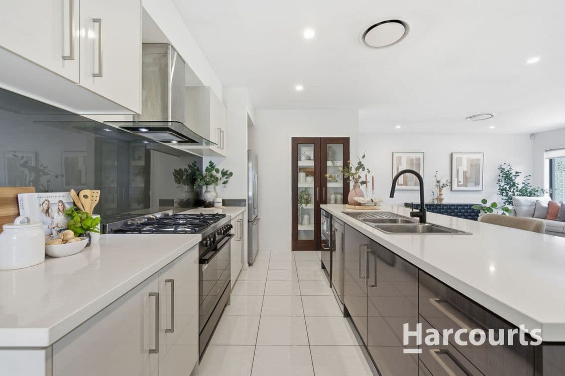 13 Imperial Place, Bridgeman Downs, QLD 4035, Bridgeman Downs - Thumbnail 6