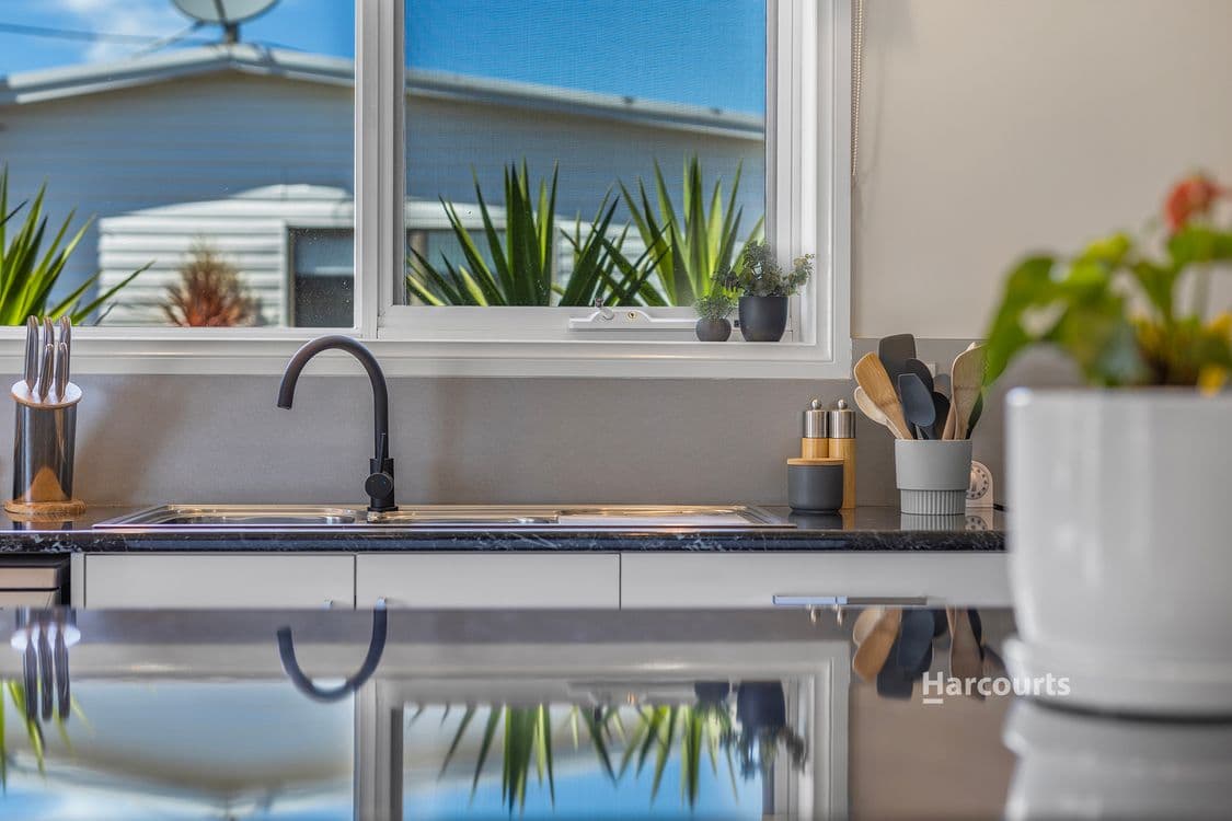 64 South Road, PENGUIN, TAS 7316, Penguin - Thumbnail 4