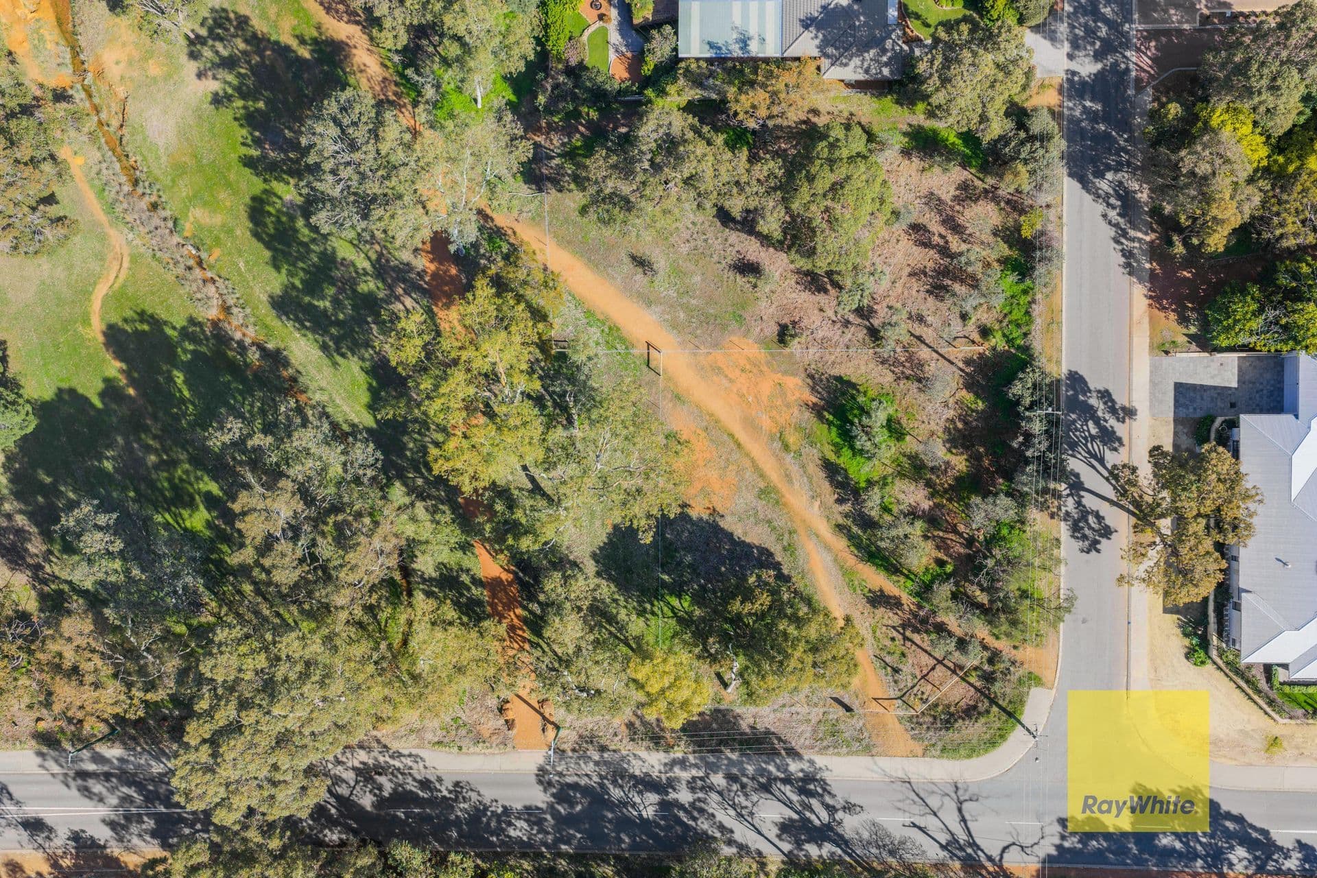 12 McRae Road, Kalamunda - Thumbnail 3
