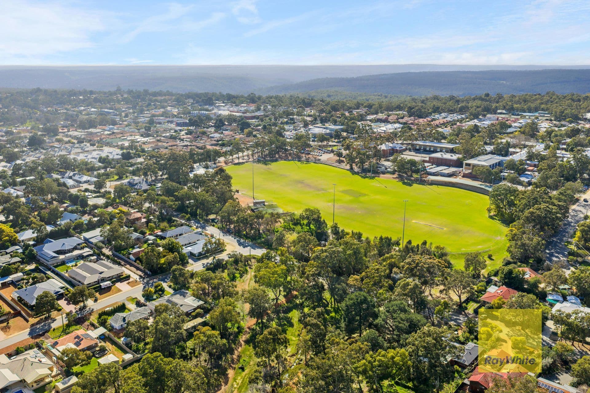12 McRae Road, Kalamunda - Thumbnail 6
