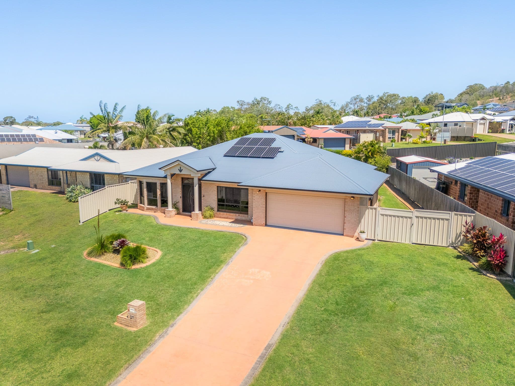 27 Whitbread Road , Clinton QLD 4680, Clinton - Image 1