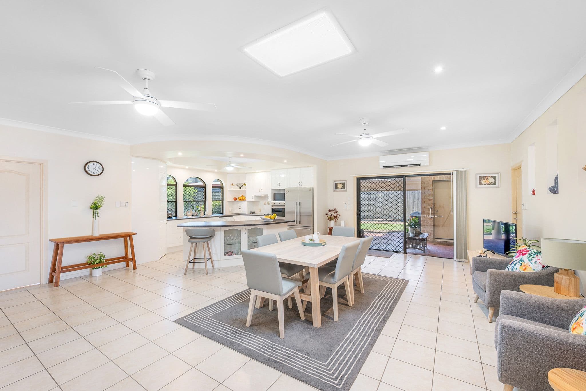 27 Whitbread Road , Clinton QLD 4680, Clinton - Thumbnail 5