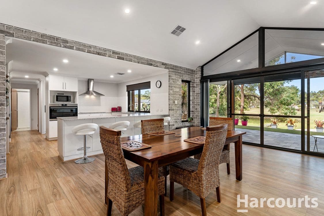 317 Hasluck Circuit, NORTH DANDALUP, WA 6207, North Dandalup - Thumbnail 3