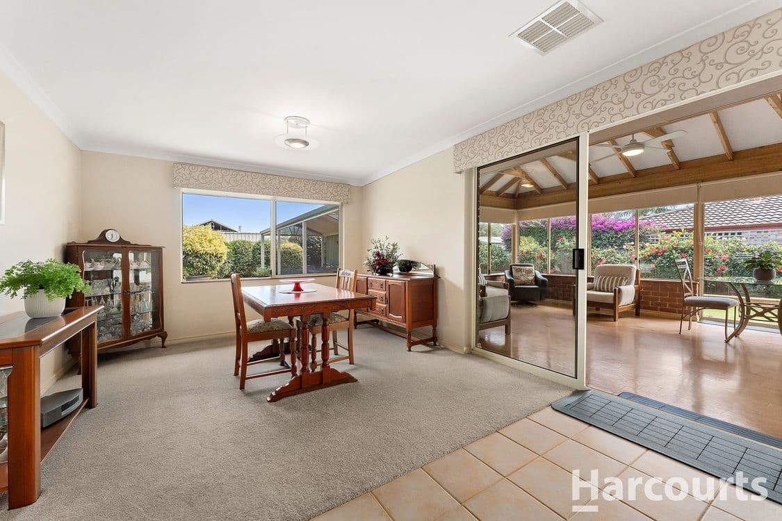 12 Elderberry Circle, HALLS HEAD, WA 6210, Halls Head - Thumbnail 6