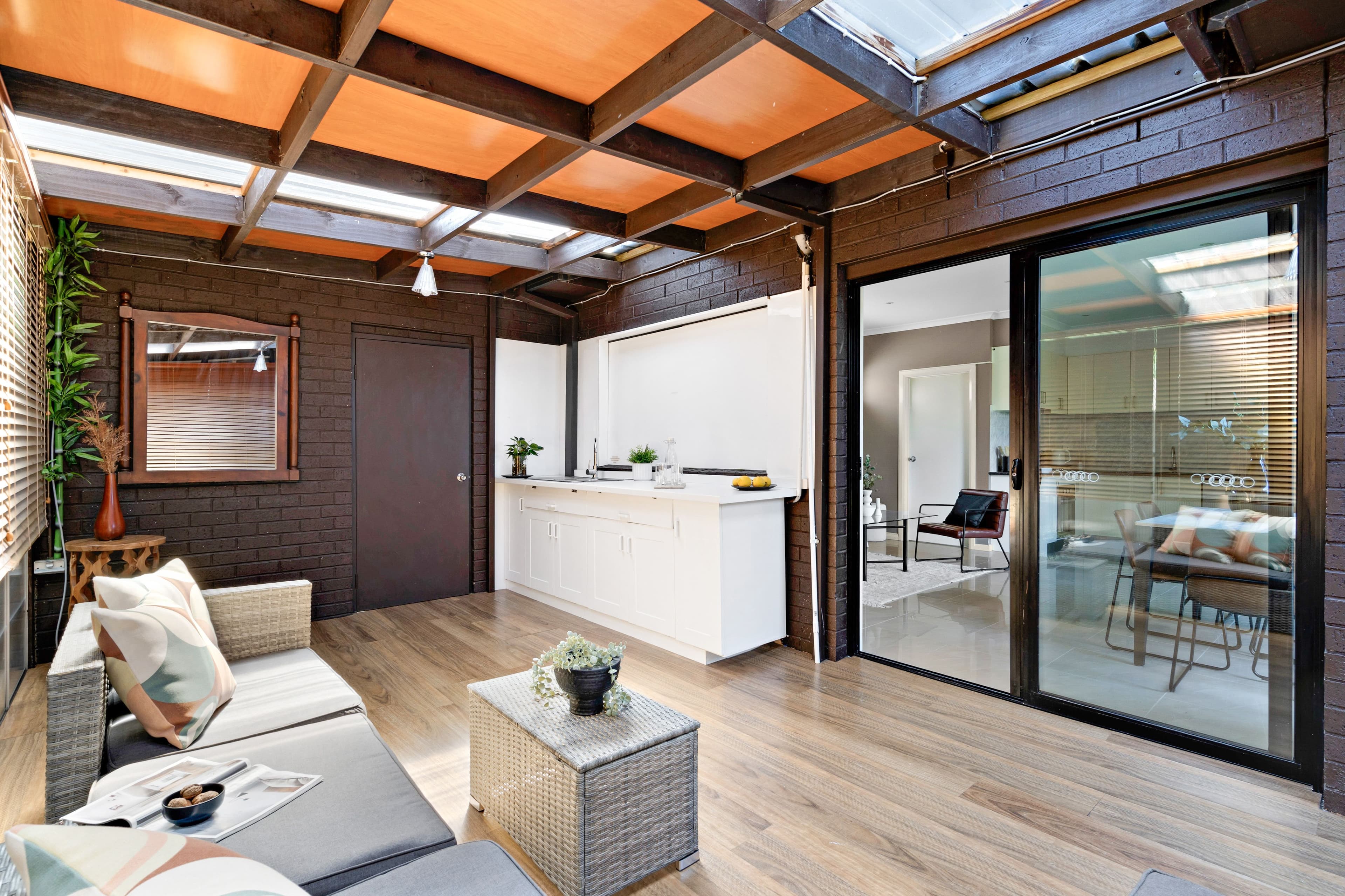 55 Emu Parade , Jacana VIC 3047, Jacana - Thumbnail 7