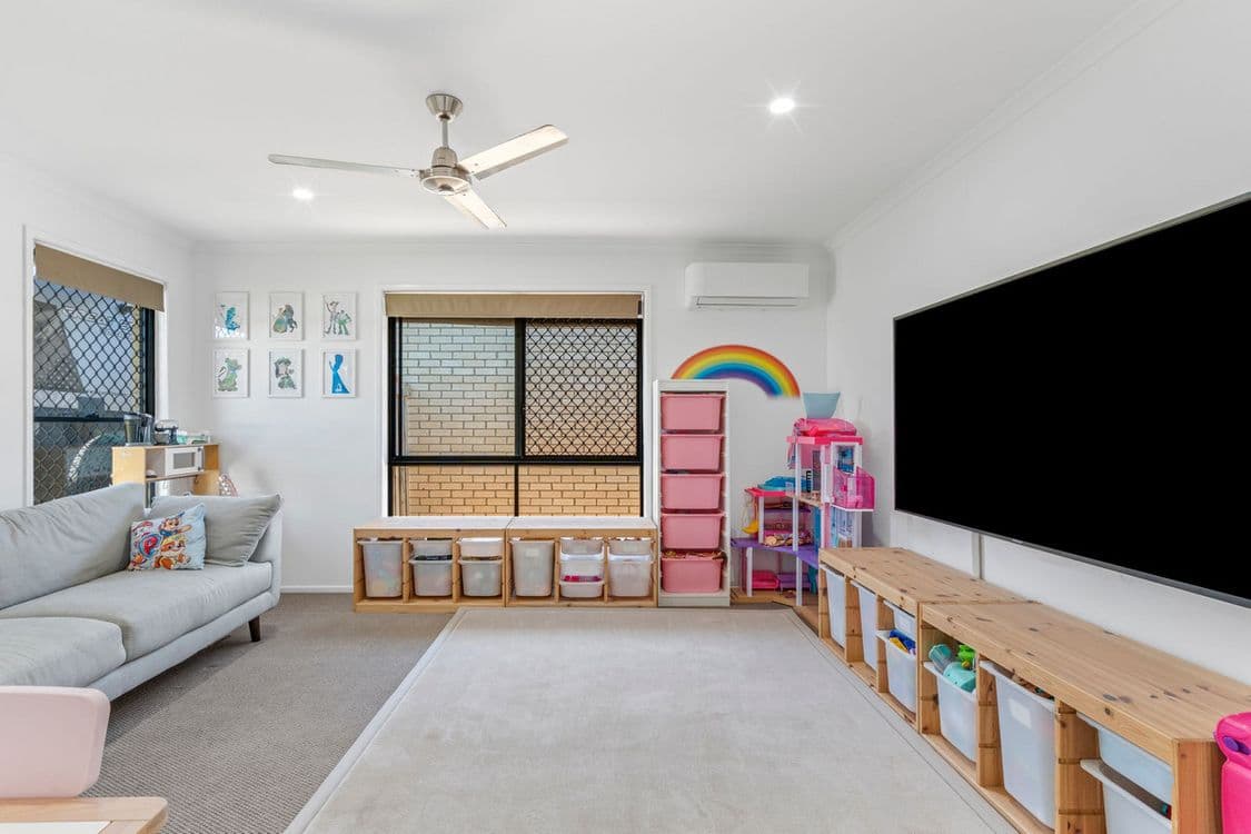 18 Grasstree Place, Ningi, QLD 4511, Ningi - Thumbnail 2