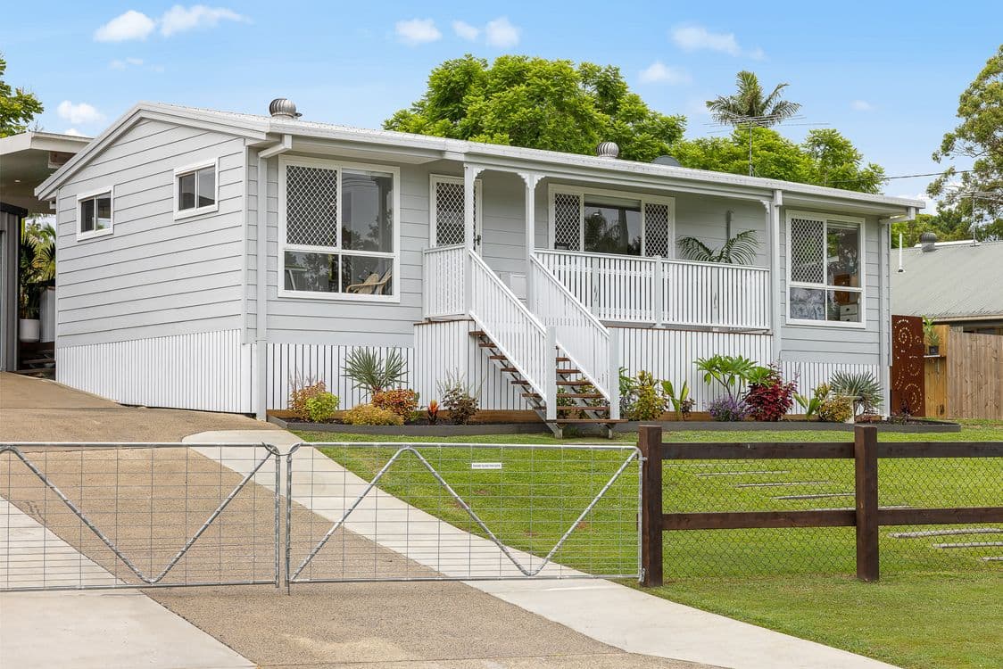 21-23 Avala Crescent, ELIMBAH, QLD 4516, Elimbah - Thumbnail 2