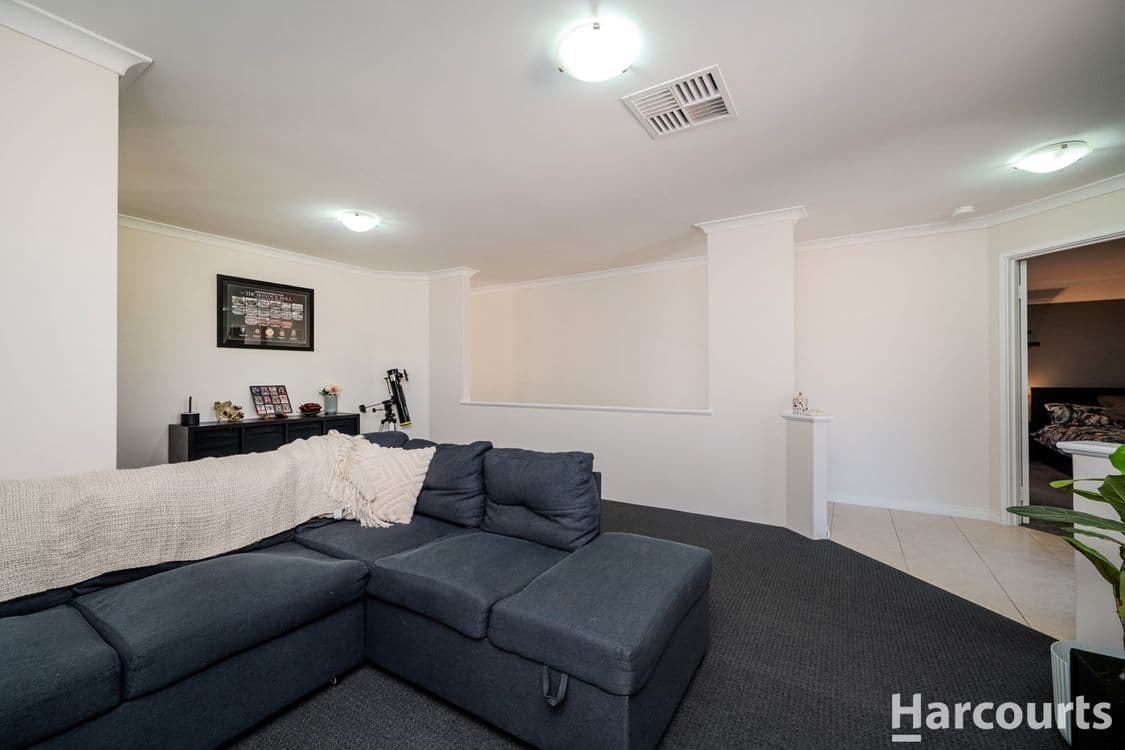 21 Keanefield Drive, CARRAMAR, WA 6031, Carramar - Thumbnail 5