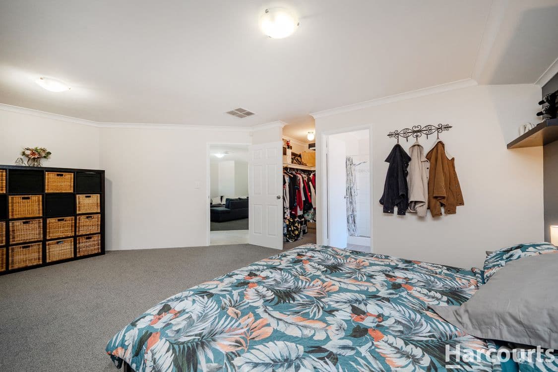 21 Keanefield Drive, CARRAMAR, WA 6031, Carramar - Thumbnail 7
