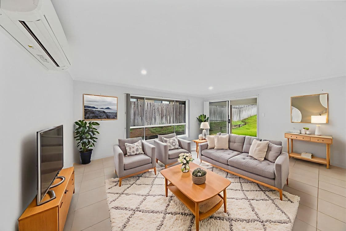 27 Pedersen Road, SOUTHSIDE, QLD 4570, Southside - Thumbnail 5