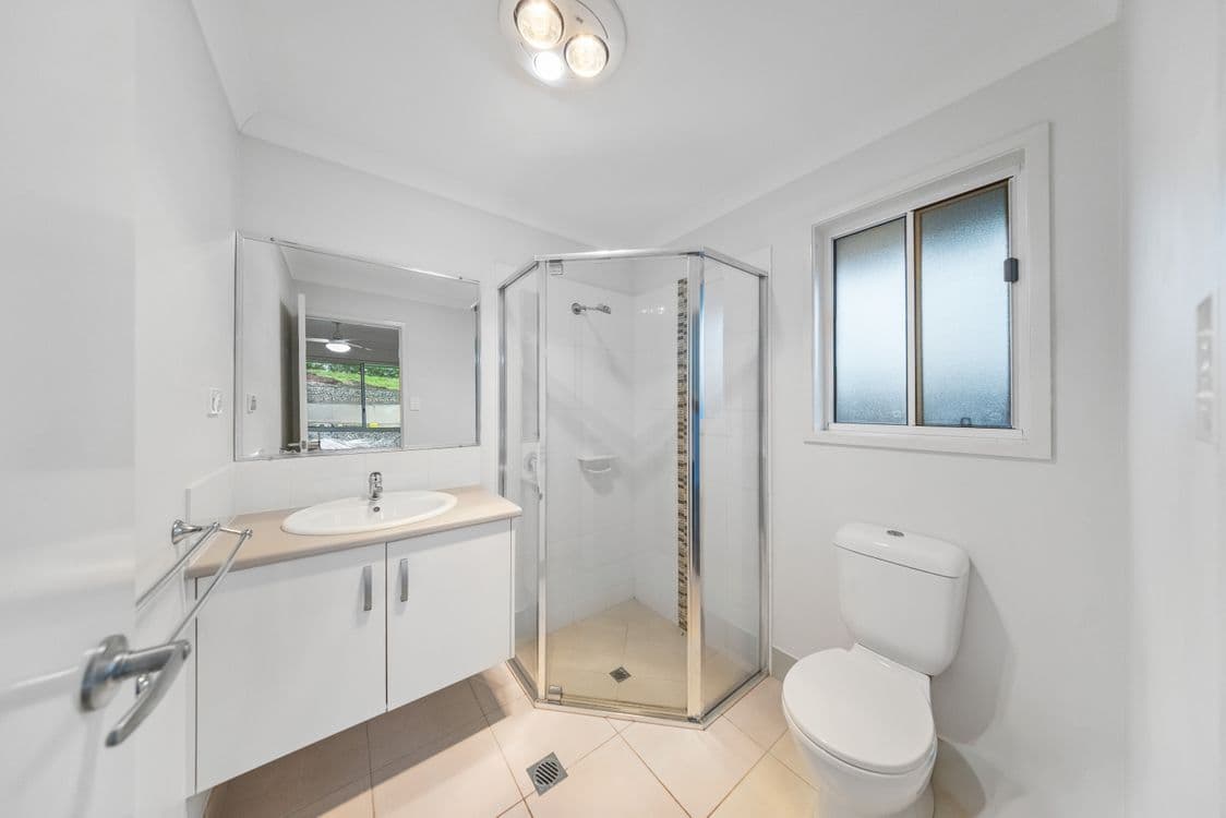 27 Pedersen Road, SOUTHSIDE, QLD 4570, Southside - Thumbnail 7